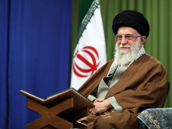 المقاومة في اليمن هي الطريقة الوحيدة ، فإن الأمة سوف تغزو بالتأكيد ، آية الله خامناي