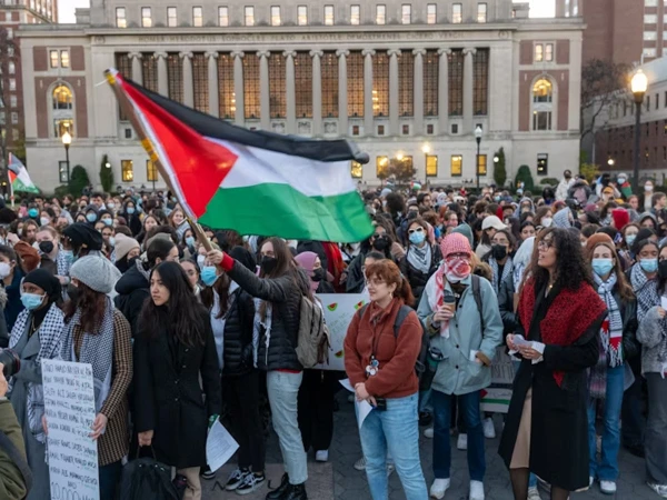 ستقوم الولايات المتحدة بإلغاء تأشيرات مؤيدي حماس من خلال الذكاء الاصطناعي