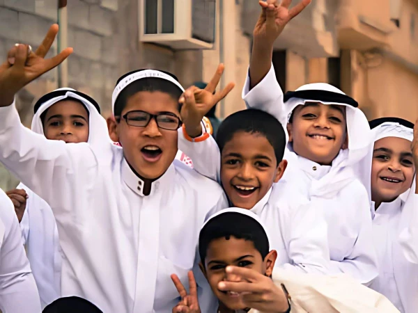 تلقى الموظفون والطلاب أيام عطلات طويلة في عيد العيد هذا العام في المملكة العربية السعودية