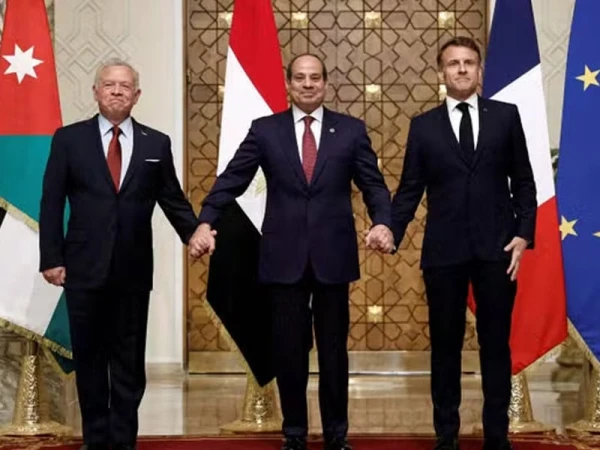 يجب تسليم حكومة غزة إلى السلطة الفلسطينية ، الدعوة إلى فرنسا ومصر والأردن