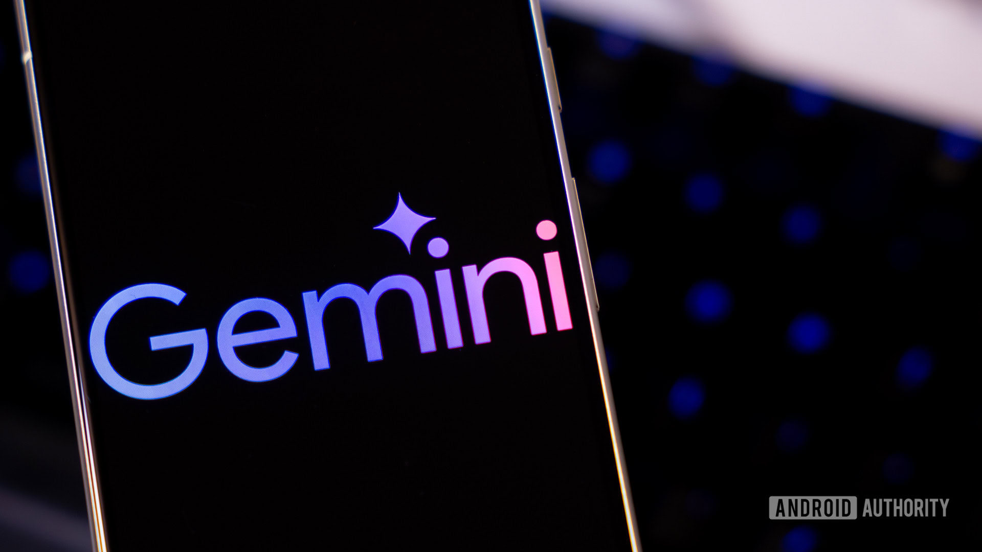تؤكد Google أن Gemini قادم لارتداء نظام التشغيل ونظام Android Auto ، وأكثر من هذا العام