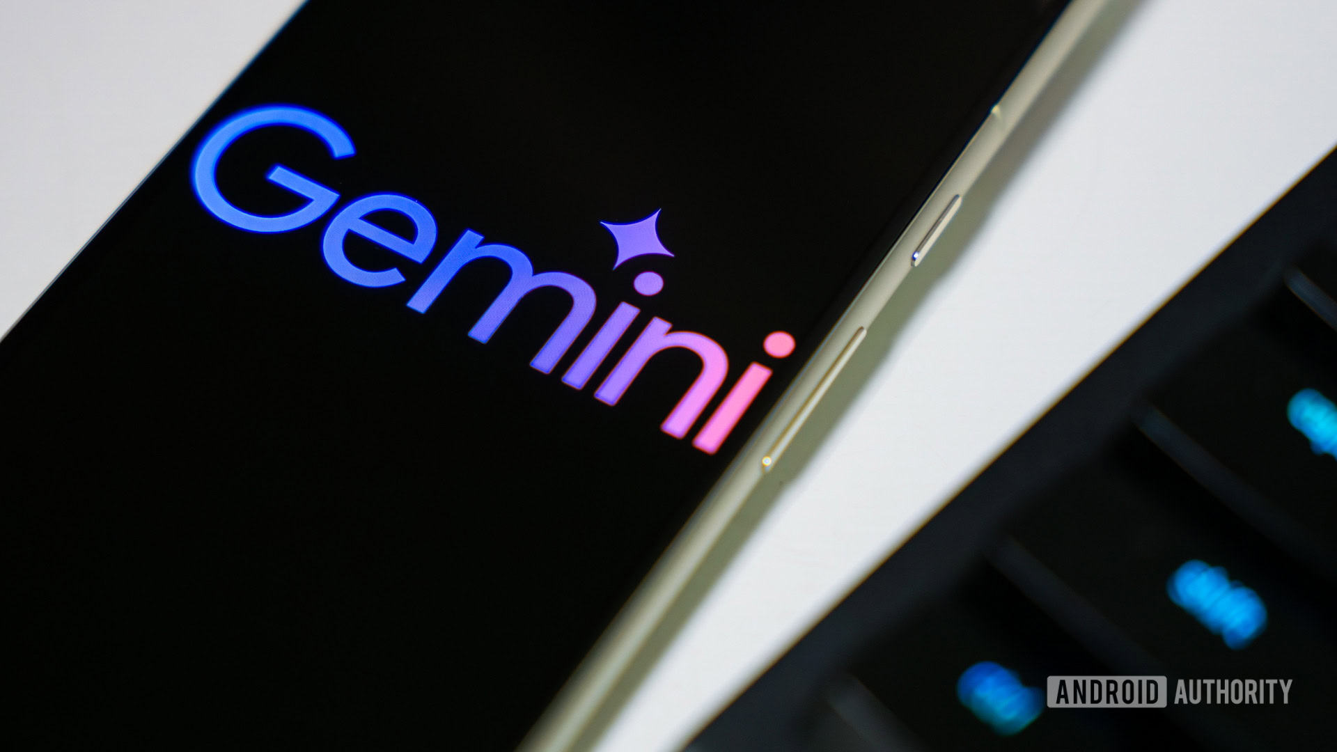 سوف يغوص Google Gemini الآن في ثقوب أرنب Reddit من أجلك