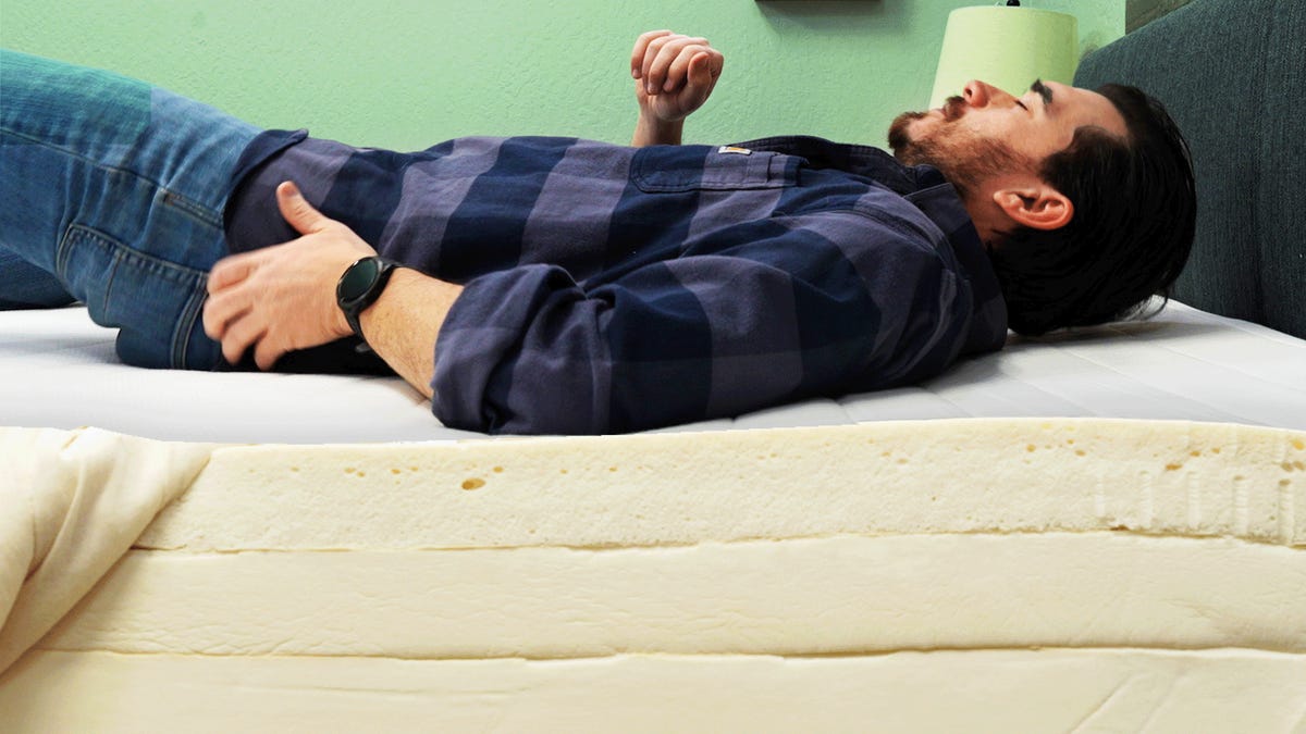 Earthfoam Mattress Review: أحدث منافس في فيديو LaTex Beds