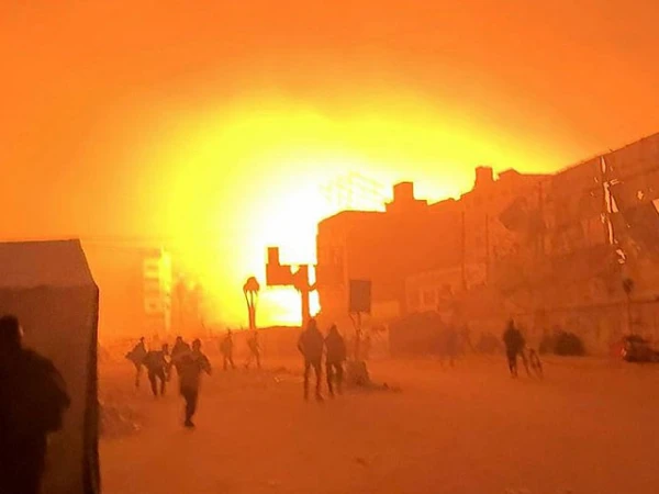 21 شهداء فلسطينيين آخرين في القصف الإسرائيلي في غزة ، غارات جوية أمريكية في اليمن