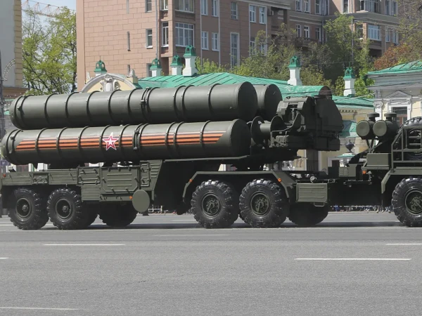 ما هو نظام S-400 الذي دمره Pak Air Force ، كيف وصلت الهند إلى الهند؟