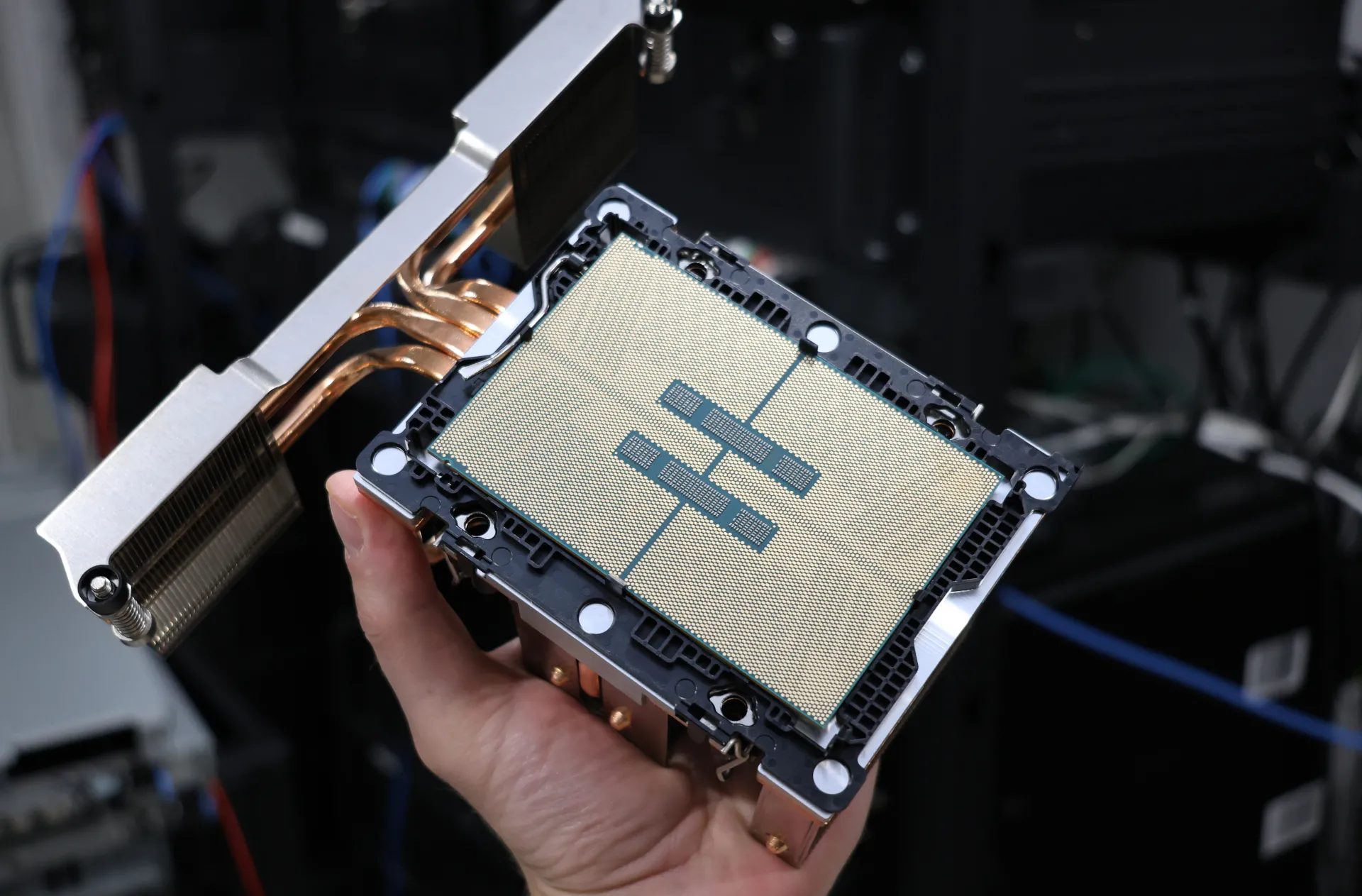 يجلب Intel Onednn 3.8 المزيد من تحسينات أداء وحدة المعالجة المركزية و GPU