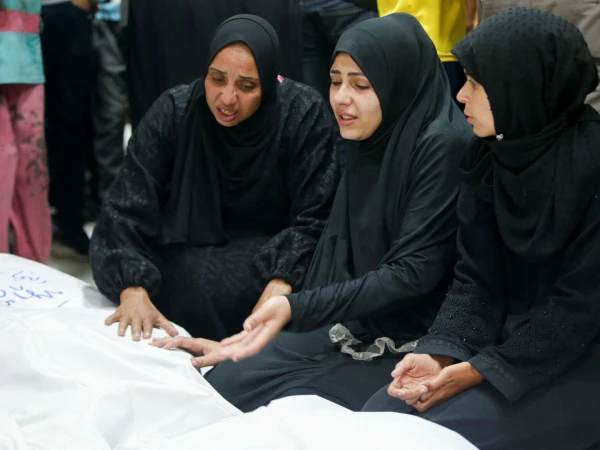القيامة في غزة! 80 شهداء من القصف الإسرائيلي ، في المستشفى مع جثث