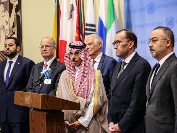 منعت إسرائيل 5 وزراء في الخارج العرب من زيارة الضفة الغربية ، بما في ذلك المملكة العربية السعودية