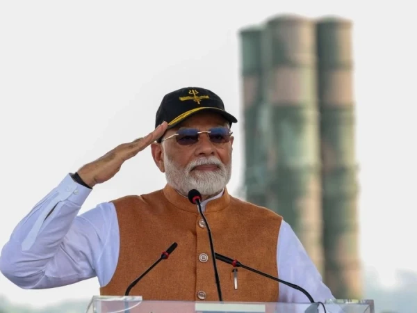 جلسة تصوير مع Modi’s S-400 ؛ تأكيد ادعاءات الباكستانية بتدمير نظام الدفاع؟