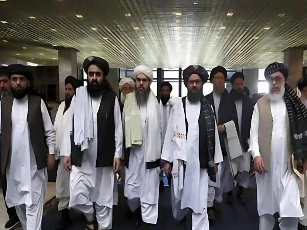 خلال حرب Pak India ، زار وزير طالبان الرئيسي الهند سراً ؛ وسائل الإعلام البريطانية