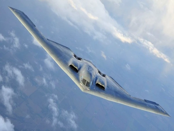 الولايات المتحدة ترسل B-2 Bomber قادرة على استهداف المركز النووي الإيراني Fardo ، التقارير