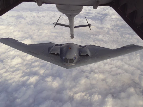 ما مدى خطورة القنابل الأمريكية OP وطائرات B-2 القاذفة التي تم إسقاطها على إيران؟