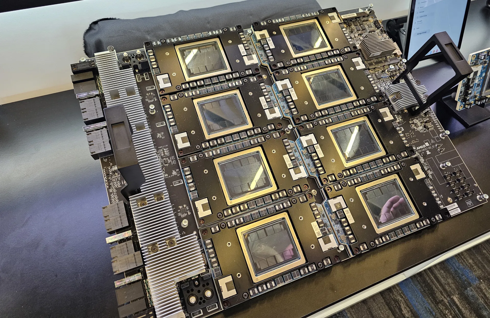 AMD غريزة MI350X سلسلة microcode upstreamed – وحدات معالجة الرسومات الأخرى AMD انظر التحديثات أيضا