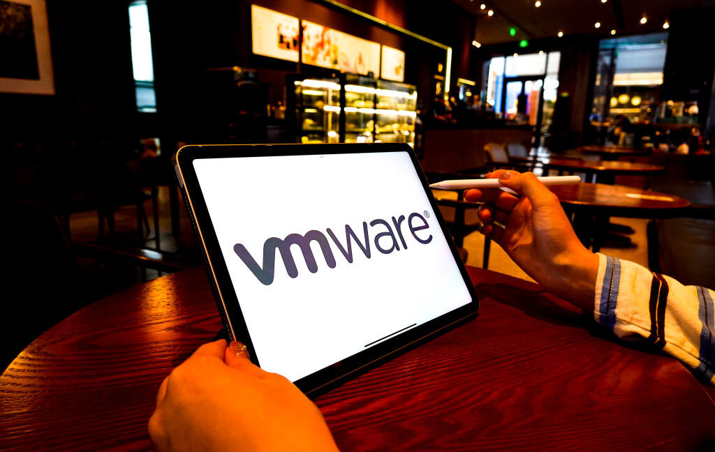 يتلقى صاحب الترخيص الدائم VMware خطاب تدقيق من Broadcom