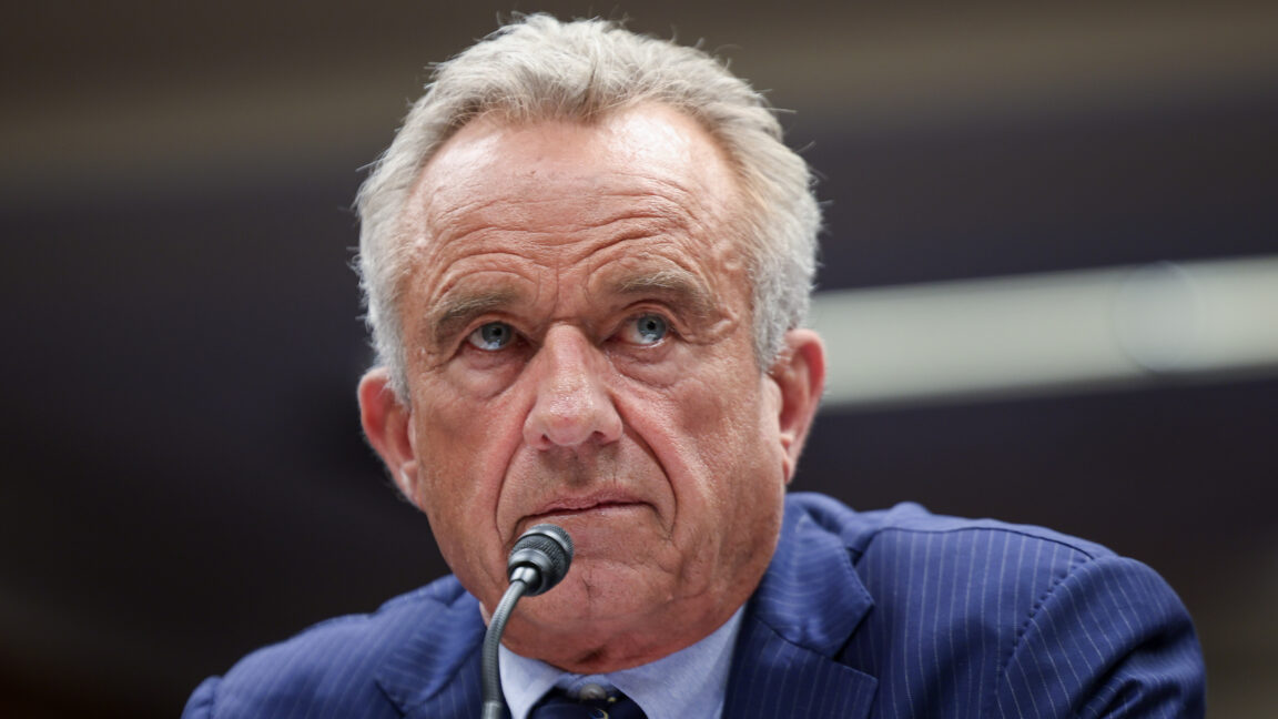 يريد RFK Jr. تغيير البرنامج الذي منع صانعي اللقاحات من مغادرة السوق الأمريكي