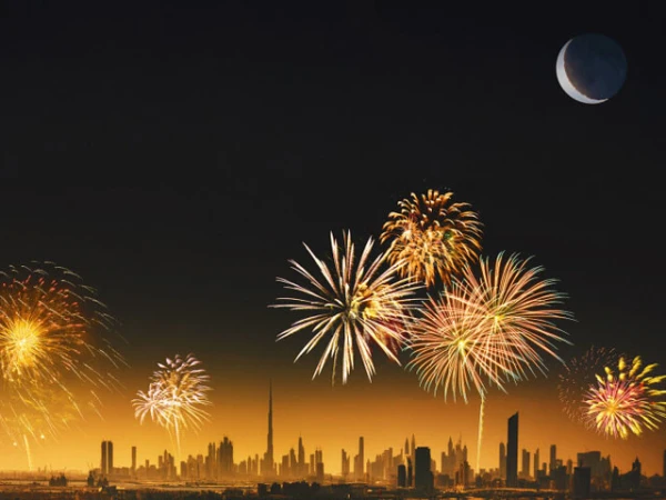 الإمارات العربية المتحدة أين ستظهر الألعاب النارية الرائعة في العيد ul adha