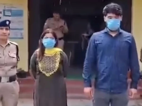 الحدث المأساوي لراب عصابة مع فتاة في الهند ، أصبحت الأم ميسرة