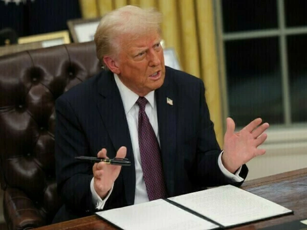 كان رد فعل ترامب على أخبار الموافقة على هجوم على إيران