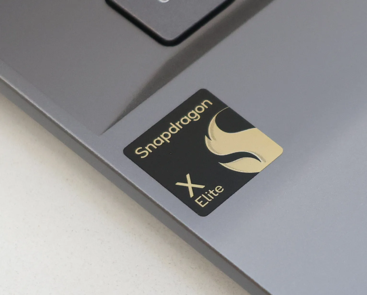 تحسينات كبيرة لبرنامج تشغيل كوالكوم GPU مع Linux 6.17 – خاصة بالنسبة لـ Snapdragon X