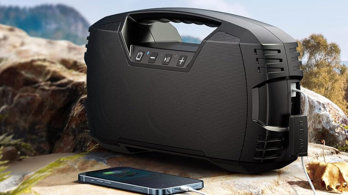 ننسى JBL ، Amazon’s Choice Seeker Bluetooth Speaker بخصم 41 ٪ ، ويمكنه شحن هاتفك