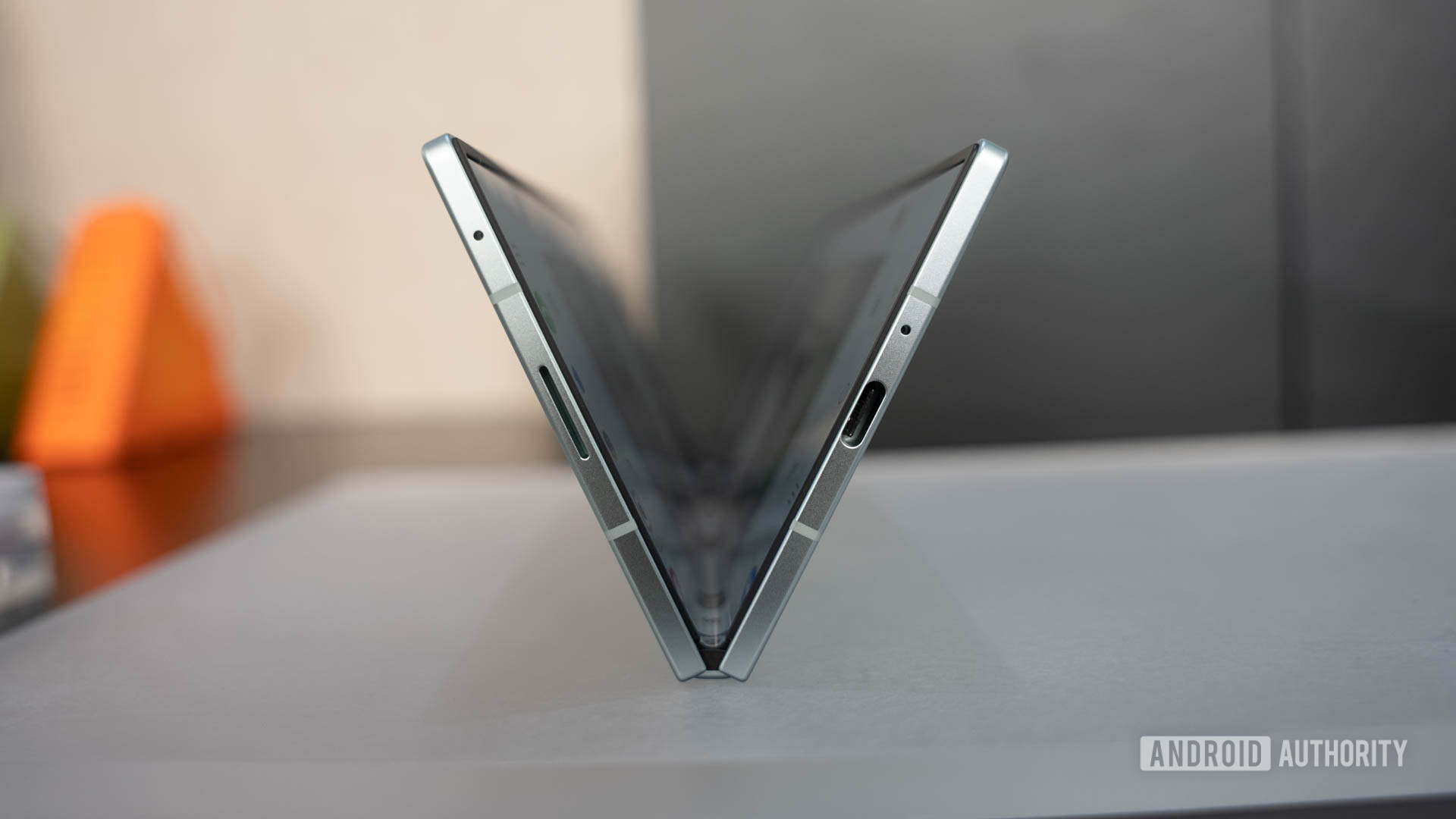اجلس قبل أن تقرأ ما هي تكاليف تسعير Samsung Fold 7