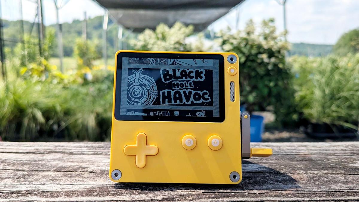 تاريا و Como و Black Hole Havoc