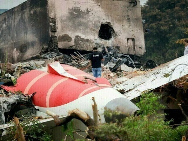 Air India حادث: ترسل الهند أجسامًا كاذبة للناجين إلى المملكة المتحدة