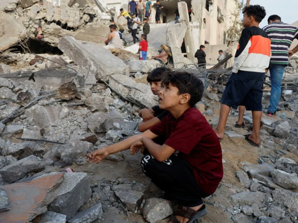 تستمر الهجمات الإسرائيلية في غزة ، 41 شهداء فلسطينيين ، حليب شديد للأطفال