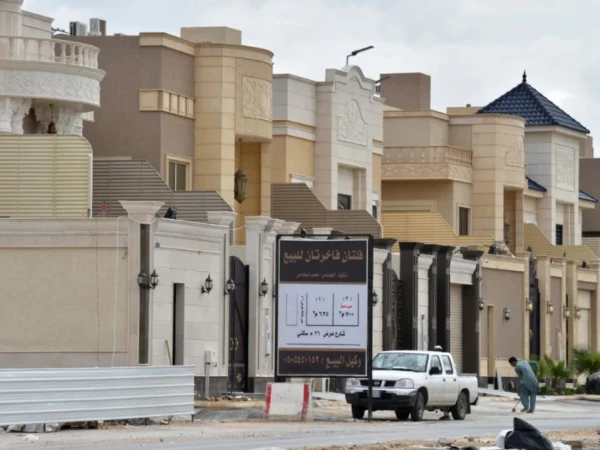 إعلان المملكة العربية السعودية الكبيرة: سيكون الأجانب الآن قادرين على شراء الممتلكات في الرياض وجدة