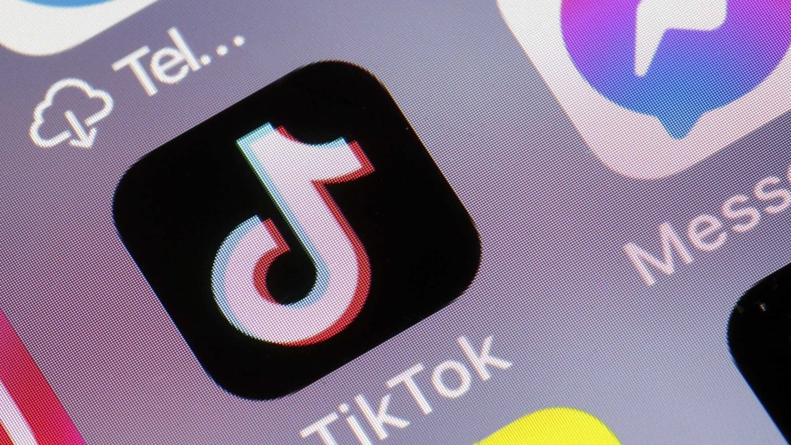 يتم إغراق Tiktok بمقاطع فيديو AI العنصرية التي تم إنشاؤها بواسطة Google’s Veo 3
