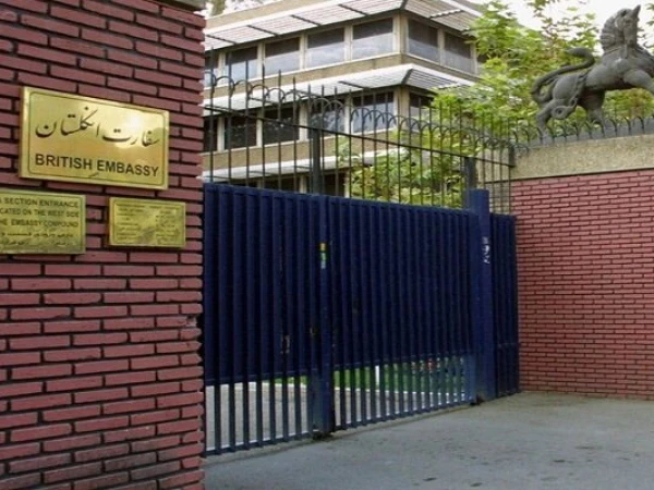 بريطانيا تعيد فتح سفارتها في إيران