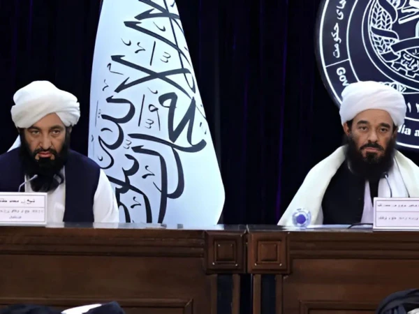المدخرات في نفقات الحج ؛ تعلن طالبان عن إعادة الأموال إلى الحجاج